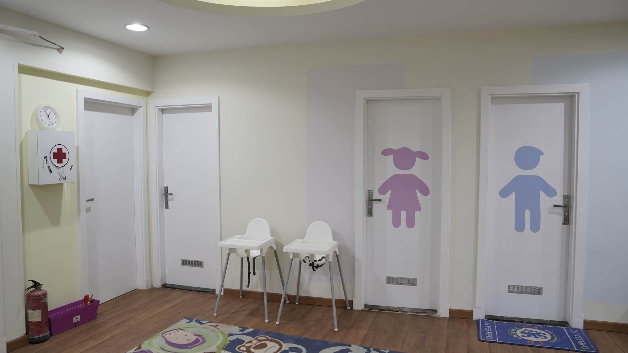 The child-friendly nursery toilet